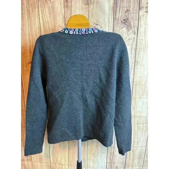 David Brooks Wool Blend Sweater Cardigan Flower Bow Buttons Size S - Picture 6 of 8